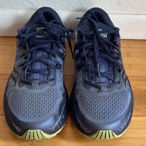 Saucony Women Athletic Shoes